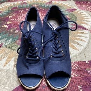 Blue Heels - Womens 9